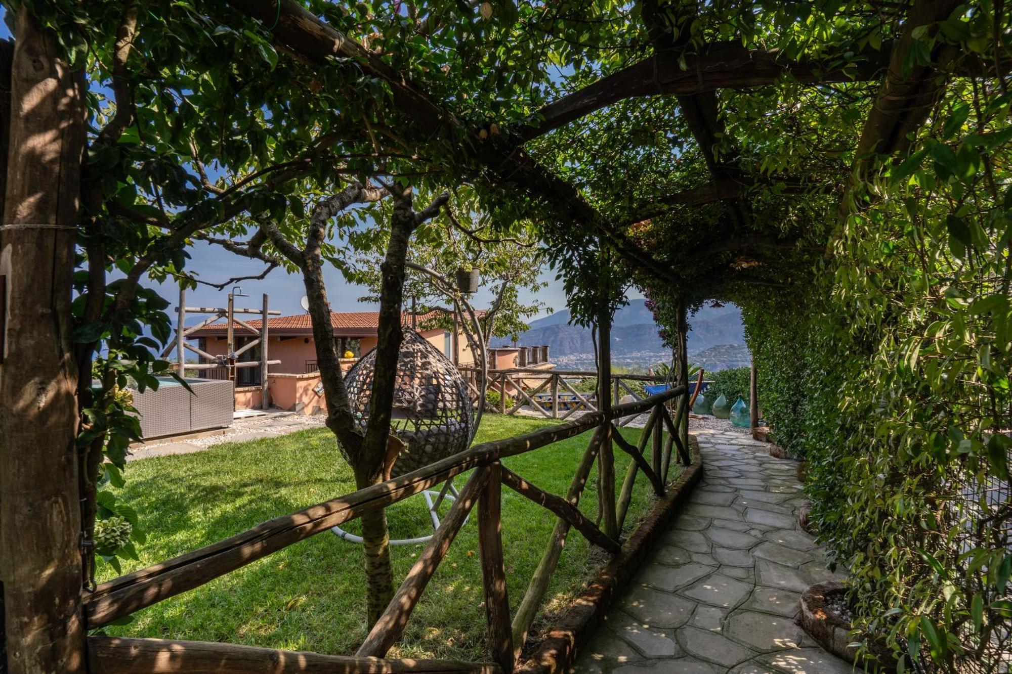 Villa Caruso Private Heated Pool & Sea View Sorrento Dış mekan fotoğraf